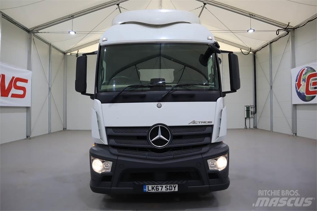 Mercedes-Benz Actros 1843 Vetopöytäautot
