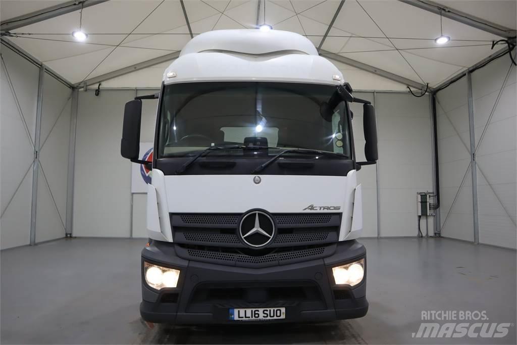 Mercedes-Benz ACTROS 1843 Vetopöytäautot