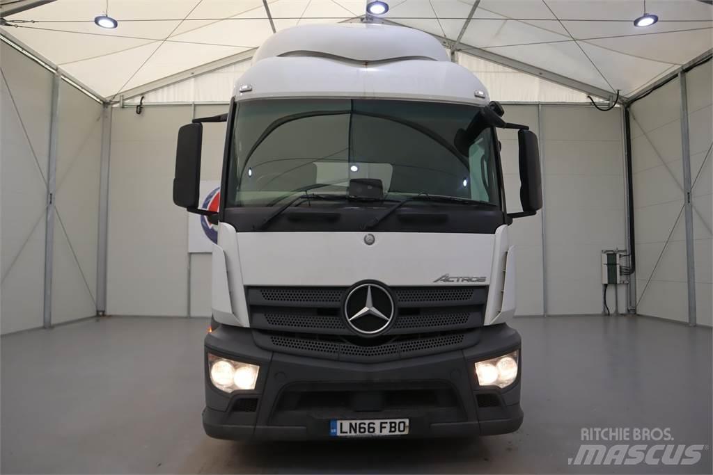 Mercedes-Benz ACTROS 1843 Vetopöytäautot