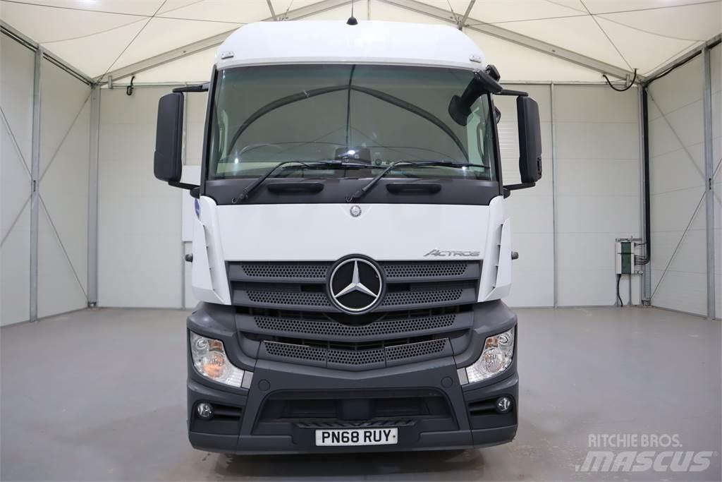 Mercedes-Benz ACTROS 1846 Vetopöytäautot