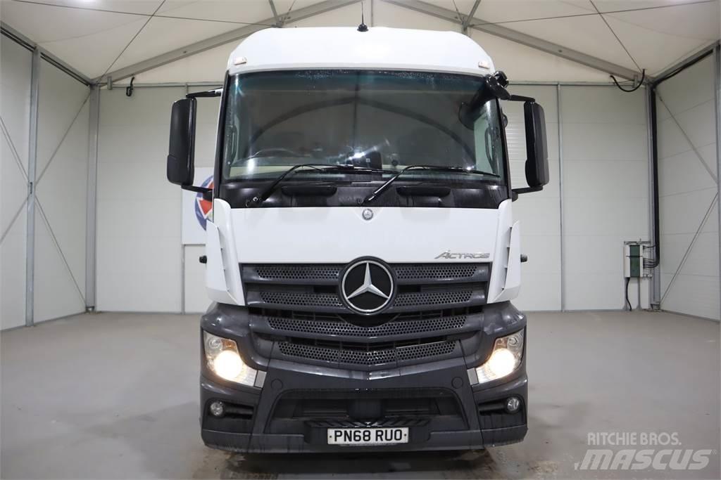 Mercedes-Benz ACTROS 1846 Vetopöytäautot