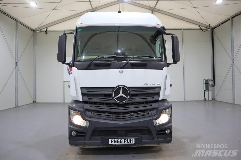Mercedes-Benz ACTROS 1846 Vetopöytäautot