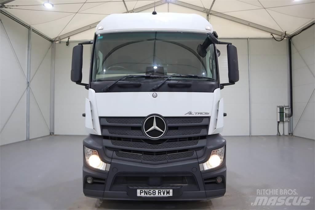 Mercedes-Benz ACTROS 1846 Vetopöytäautot