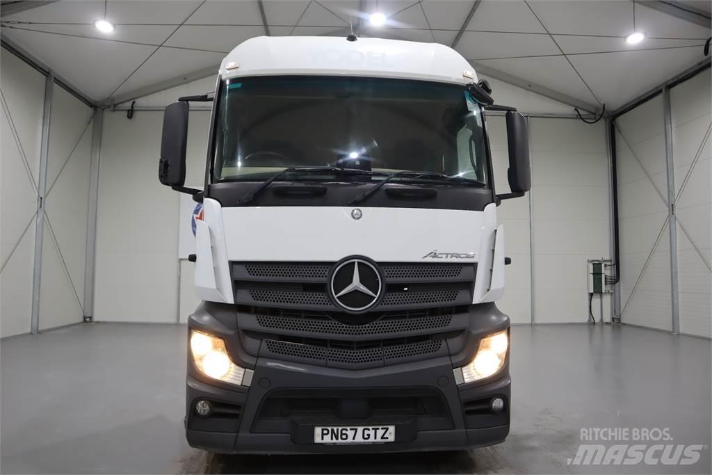 Mercedes-Benz ACTROS 1846 Vetopöytäautot