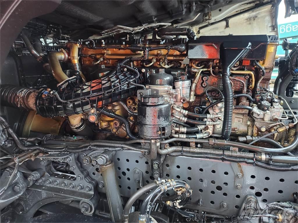 Mercedes-Benz ACTROS 2345 Vetopöytäautot