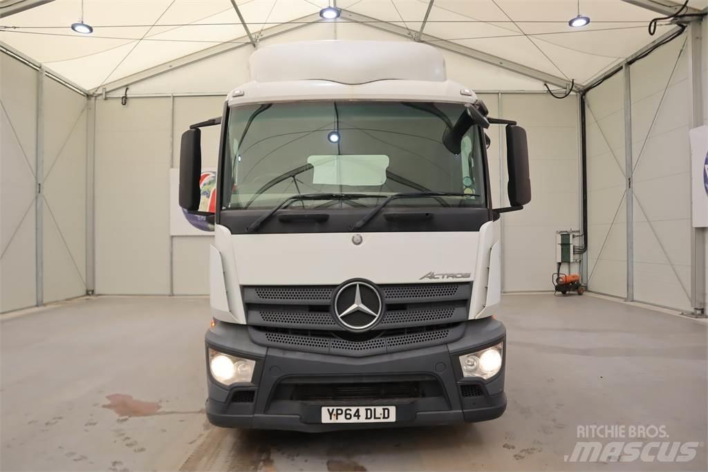 Mercedes-Benz Actros 2540 Vetopöytäautot