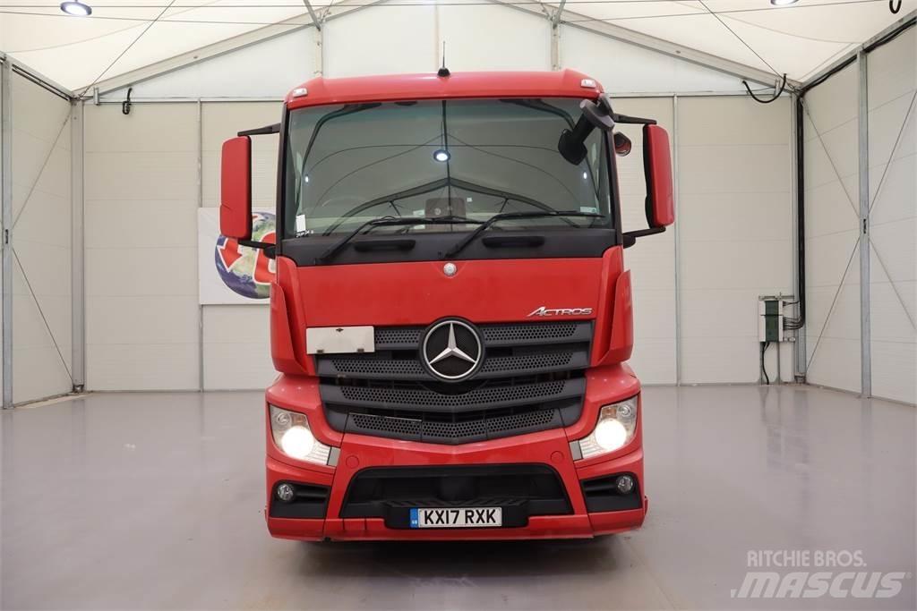Mercedes-Benz Actros 2542 Vetopöytäautot