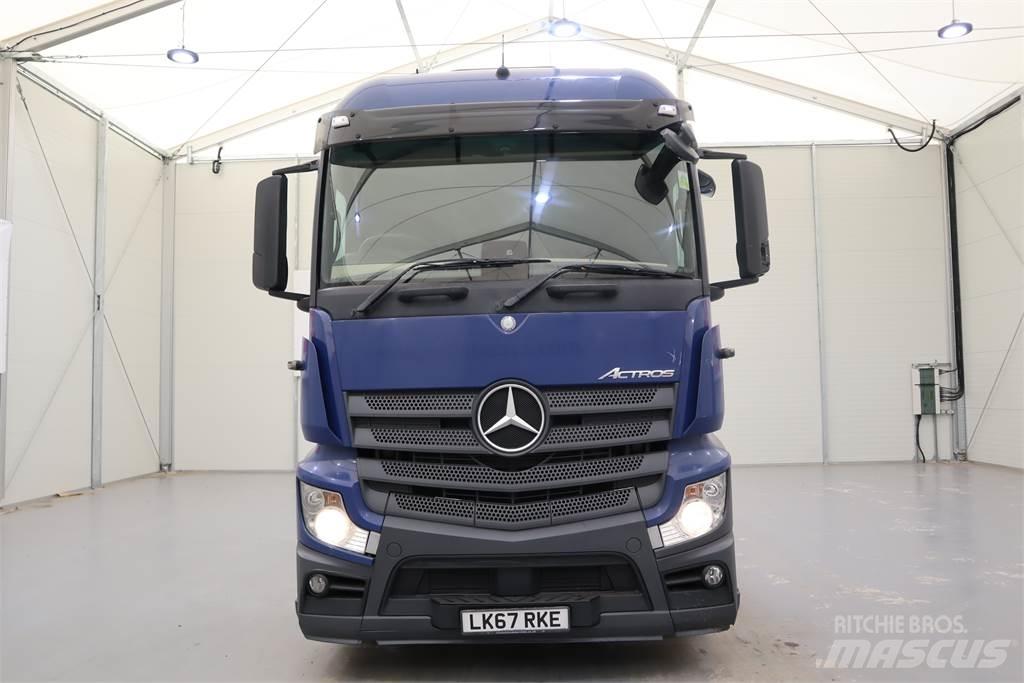 Mercedes-Benz Actros 2543 Vetopöytäautot