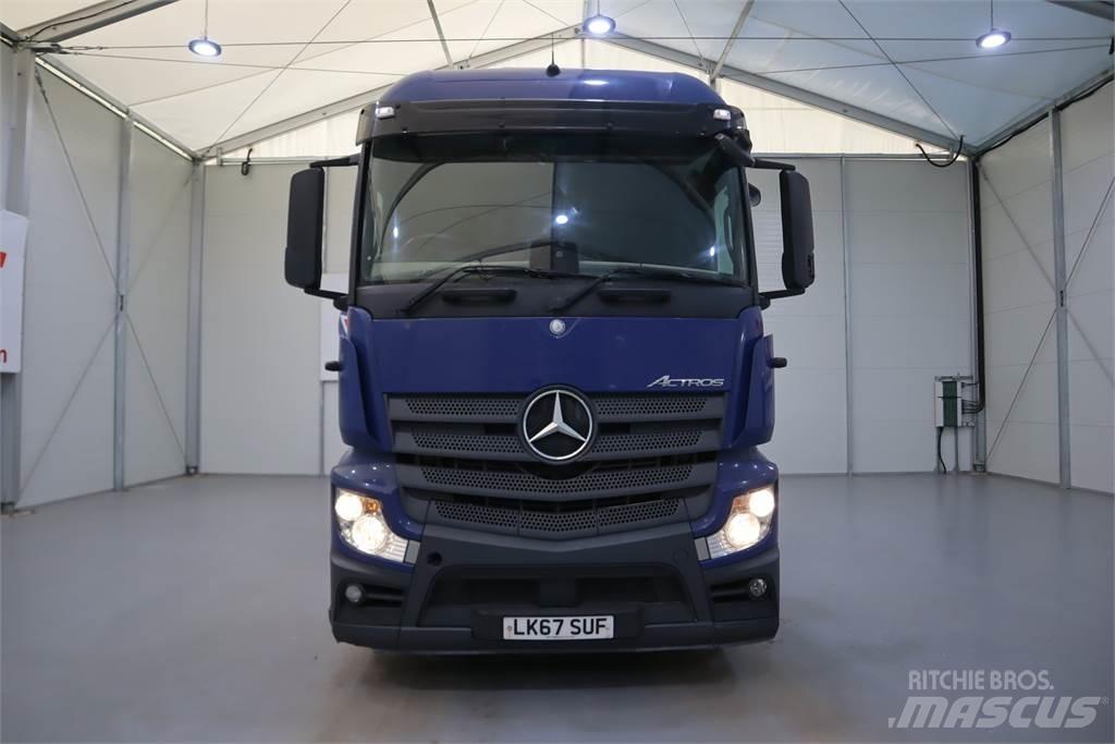 Mercedes-Benz ACTROS 2543 Vetopöytäautot