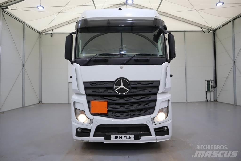 Mercedes-Benz Actros 2545 Vetopöytäautot