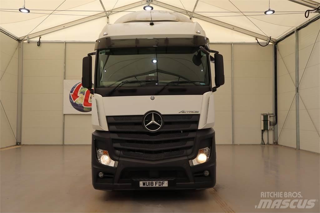 Mercedes-Benz Actros 2545 Vetopöytäautot