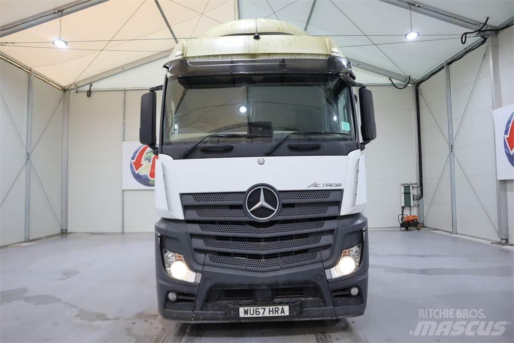Mercedes-Benz Actros 2545 Vetopöytäautot