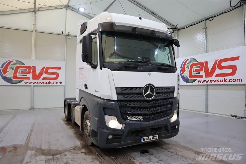 Mercedes-Benz Actros 2545 Vetopöytäautot