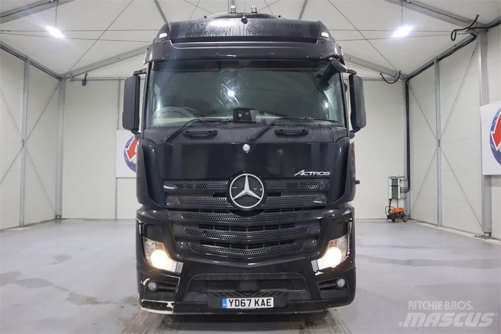 Mercedes-Benz Actros 2545 Vetopöytäautot
