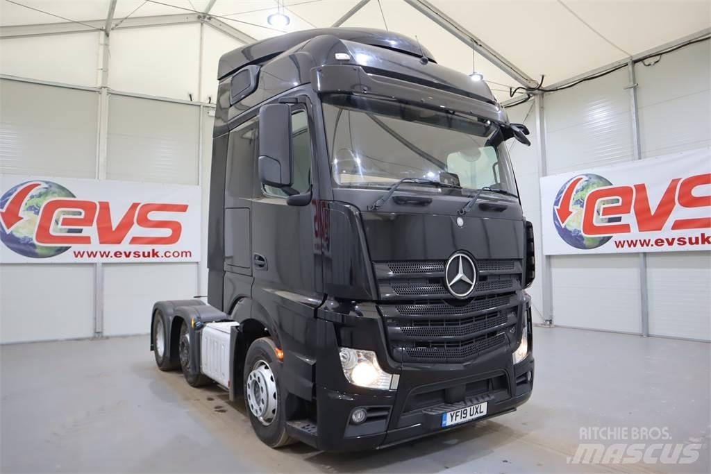 Mercedes-Benz Actros 2545 Vetopöytäautot