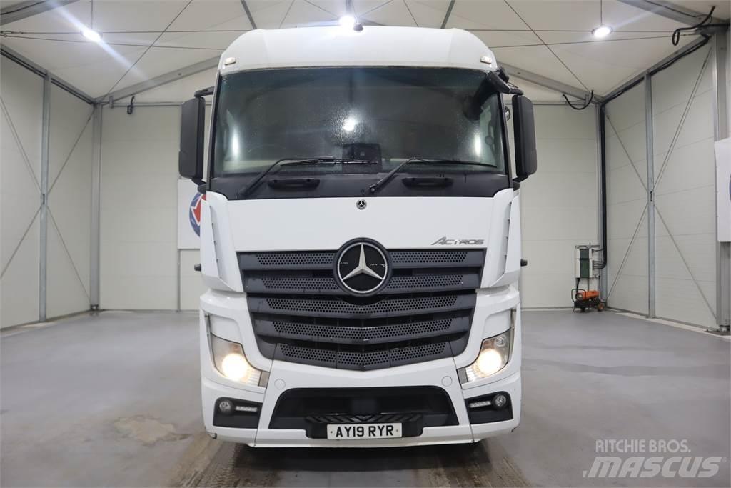 Mercedes-Benz Actros 2545 Vetopöytäautot