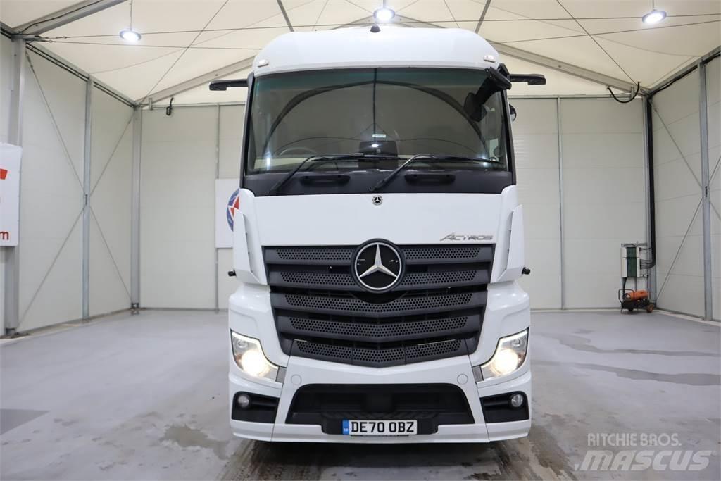 Mercedes-Benz Actros 2545 Vetopöytäautot