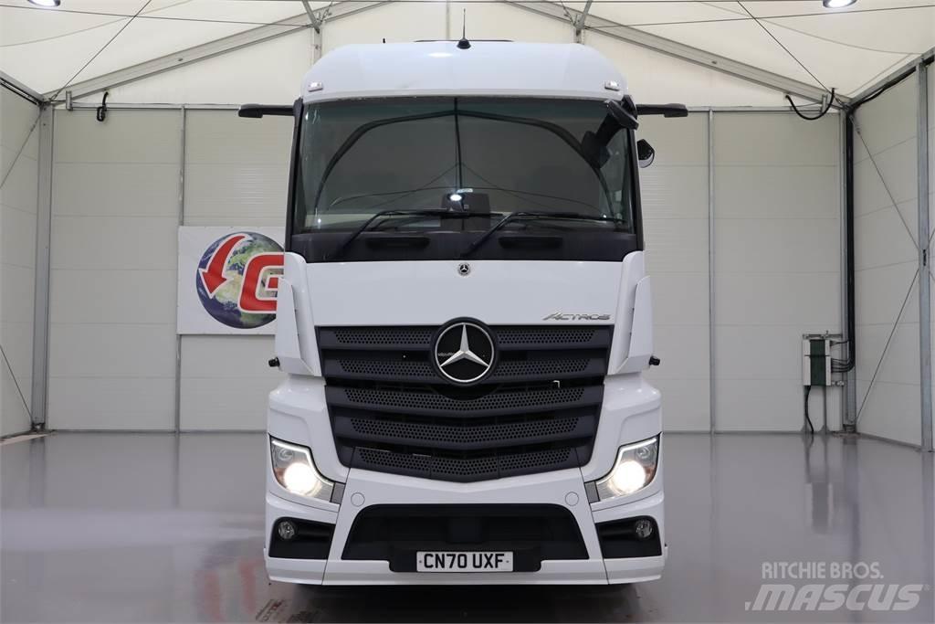 Mercedes-Benz Actros 2545 Vetopöytäautot