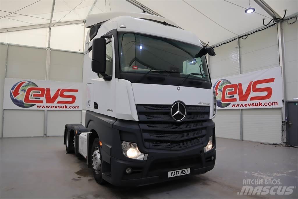 Mercedes-Benz ACTROS 2545 Vetopöytäautot