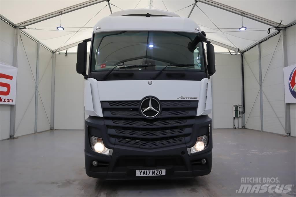 Mercedes-Benz ACTROS 2545 Vetopöytäautot