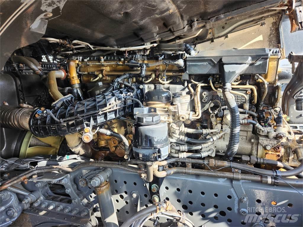 Mercedes-Benz ACTROS 2545 Vetopöytäautot