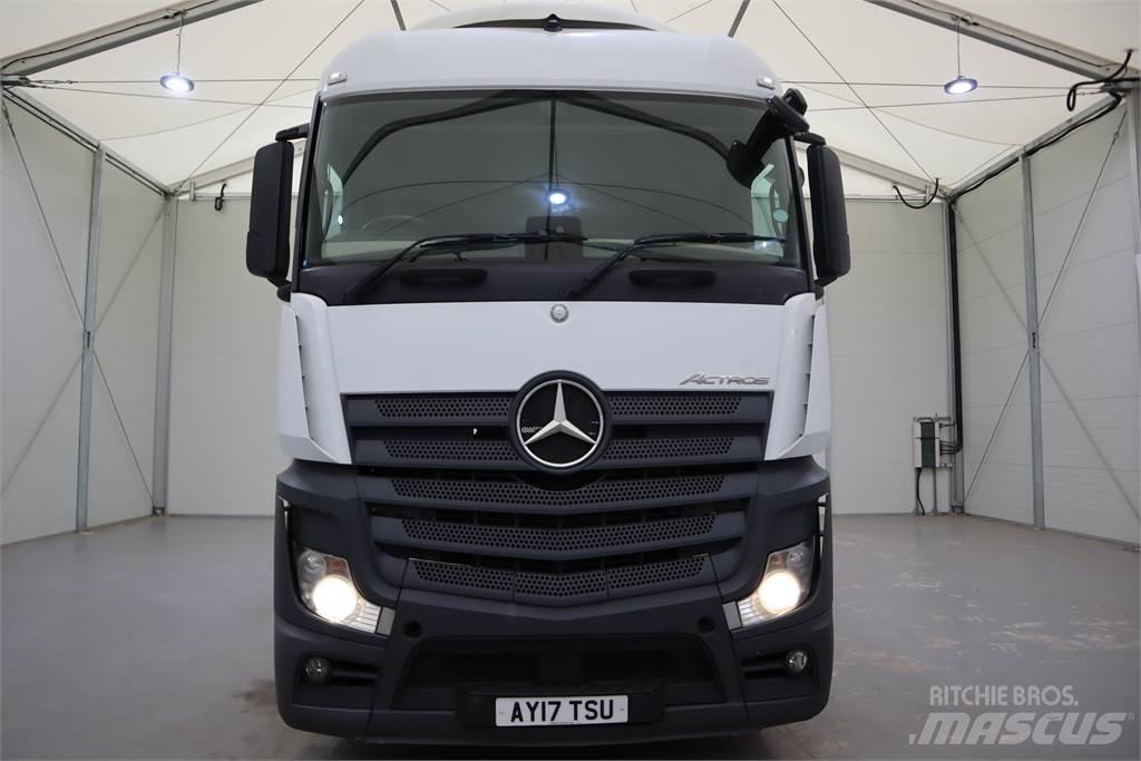 Mercedes-Benz ACTROS 2545 Vetopöytäautot