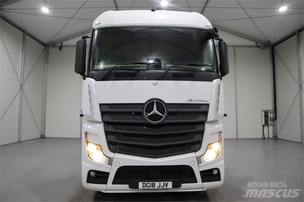 Mercedes-Benz ACTROS 2545 Vetopöytäautot