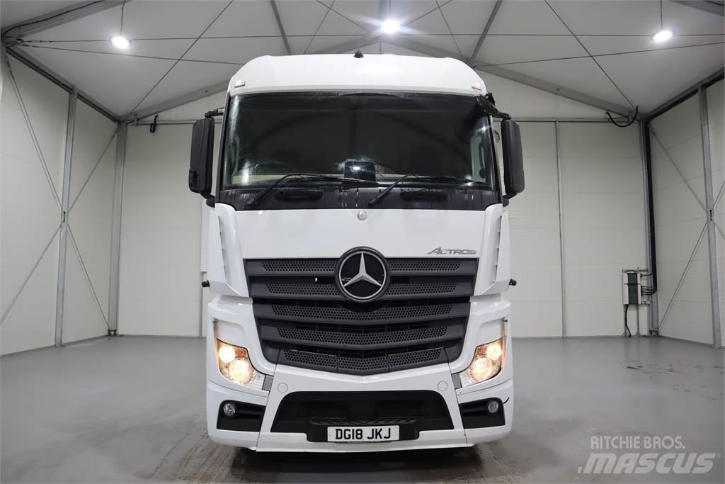 Mercedes-Benz ACTROS 2545 Vetopöytäautot
