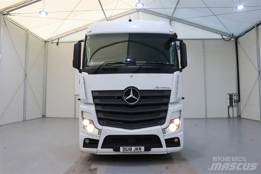 Mercedes-Benz ACTROS 2545 Vetopöytäautot
