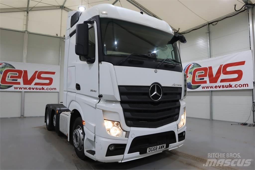 Mercedes-Benz ACTROS 2545 Vetopöytäautot