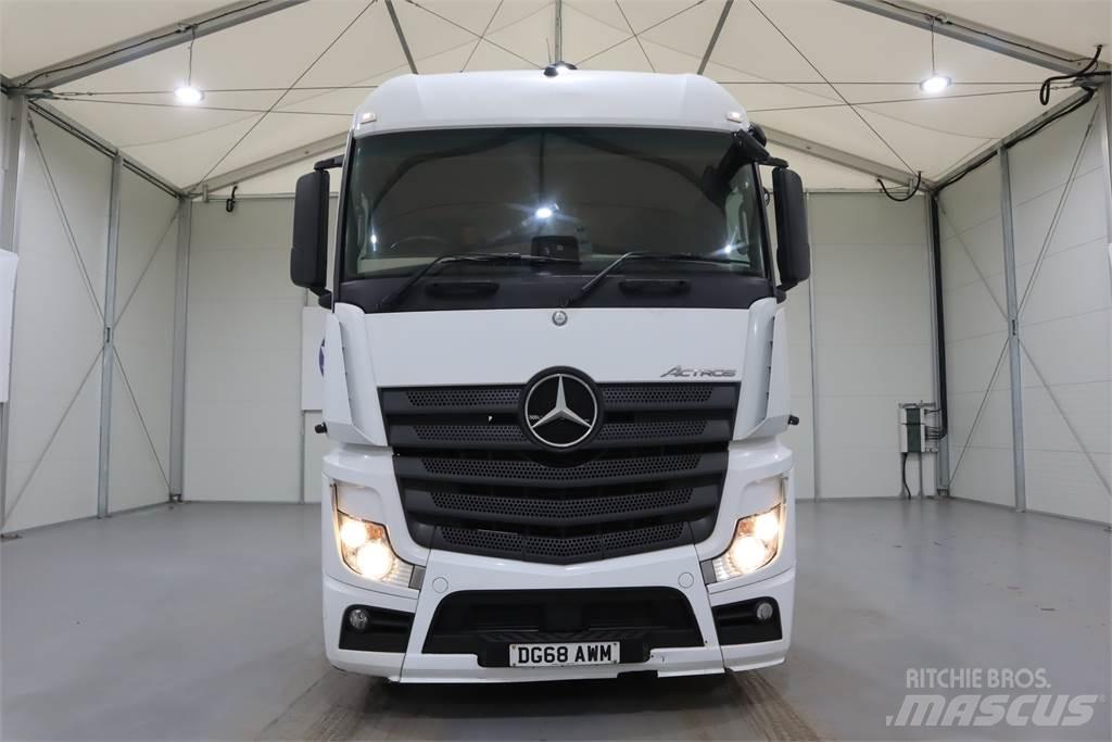 Mercedes-Benz ACTROS 2545 Vetopöytäautot