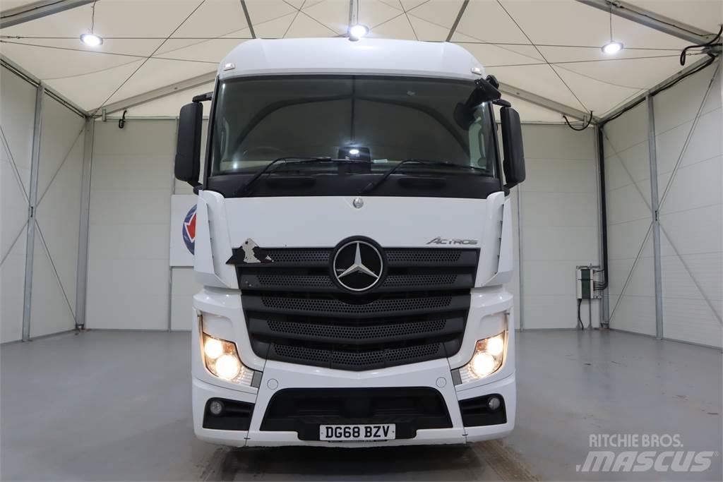 Mercedes-Benz ACTROS 2545 Vetopöytäautot