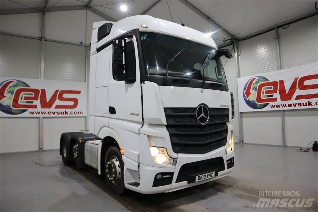 Mercedes-Benz ACTROS 2545 Vetopöytäautot