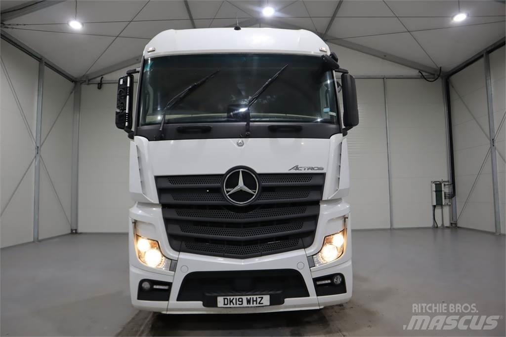 Mercedes-Benz ACTROS 2545 Vetopöytäautot
