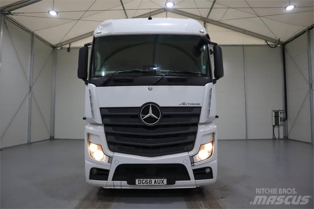 Mercedes-Benz ACTROS 2545 Vetopöytäautot