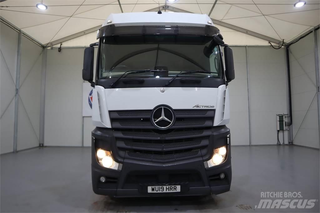 Mercedes-Benz ACTROS 2545 Vetopöytäautot