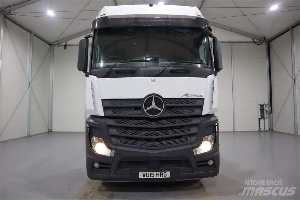 Mercedes-Benz ACTROS 2545 Vetopöytäautot