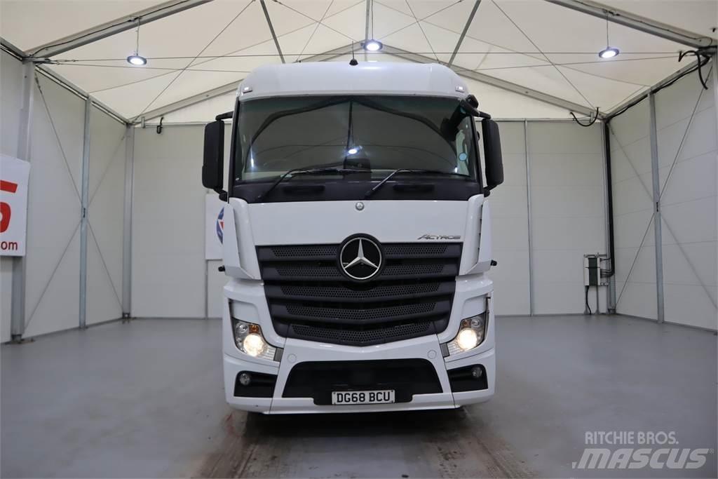 Mercedes-Benz ACTROS 2545 Vetopöytäautot