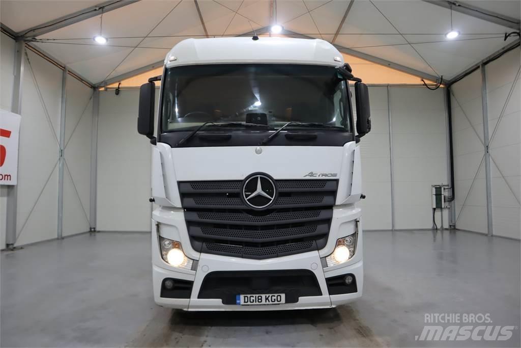 Mercedes-Benz ACTROS 2545 Vetopöytäautot