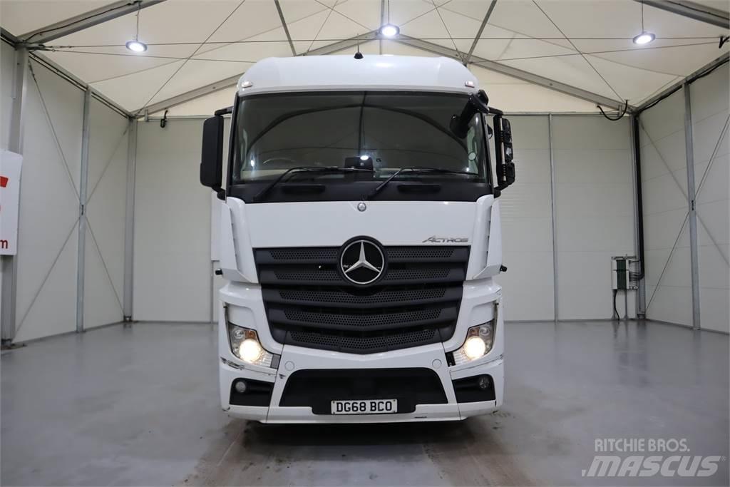 Mercedes-Benz ACTROS 2545 Vetopöytäautot