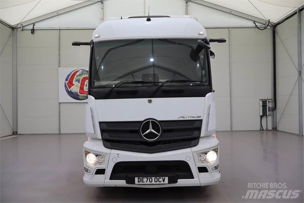 Mercedes-Benz Actros 2546 Vetopöytäautot