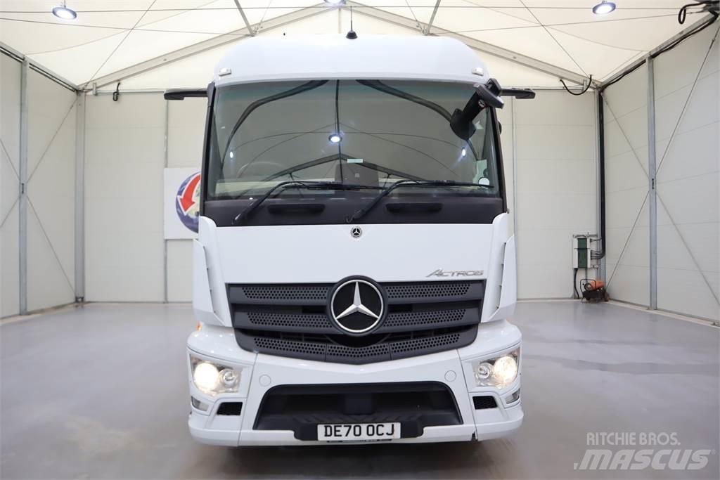 Mercedes-Benz Actros 2546 Vetopöytäautot