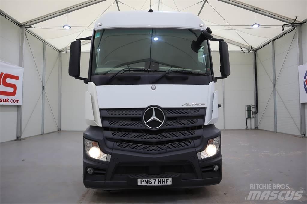 Mercedes-Benz ACTROS 2546 Vetopöytäautot