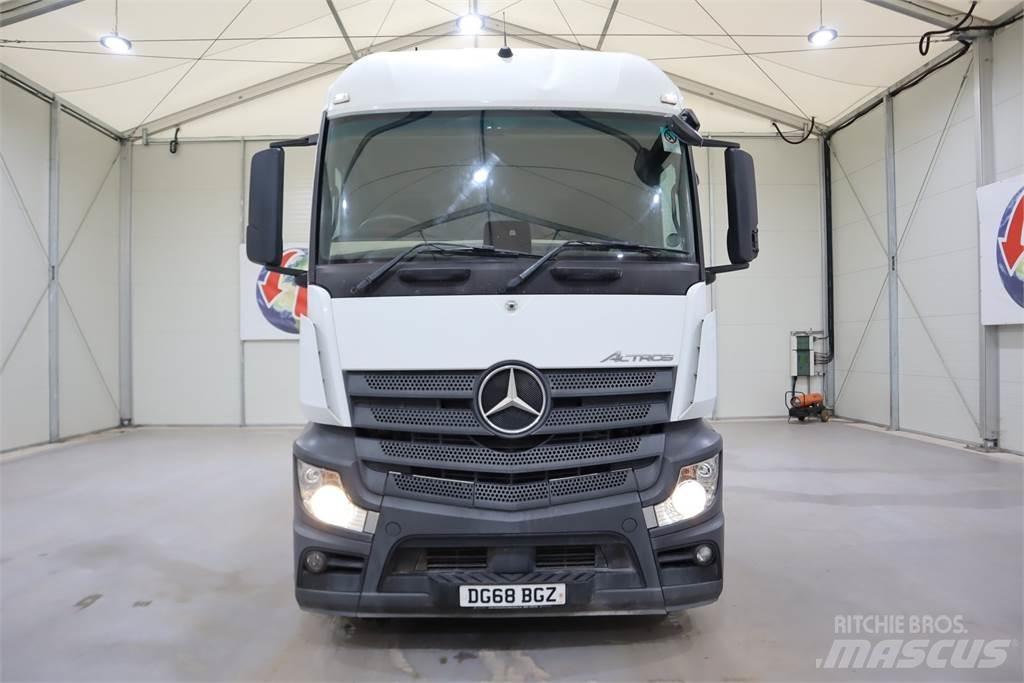 Mercedes-Benz Actros 2548 Vetopöytäautot