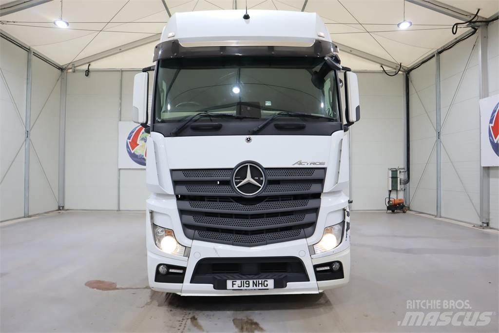 Mercedes-Benz Actros 2548 Vetopöytäautot