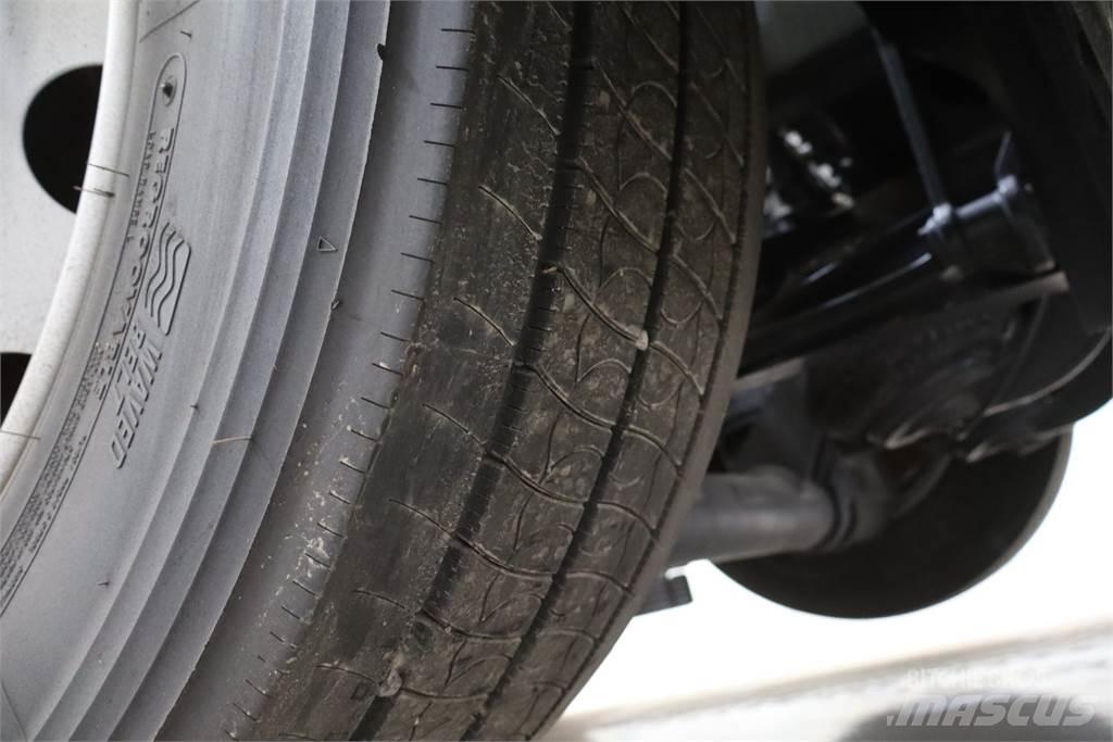 Mercedes-Benz ACTROS 2553 Vetopöytäautot