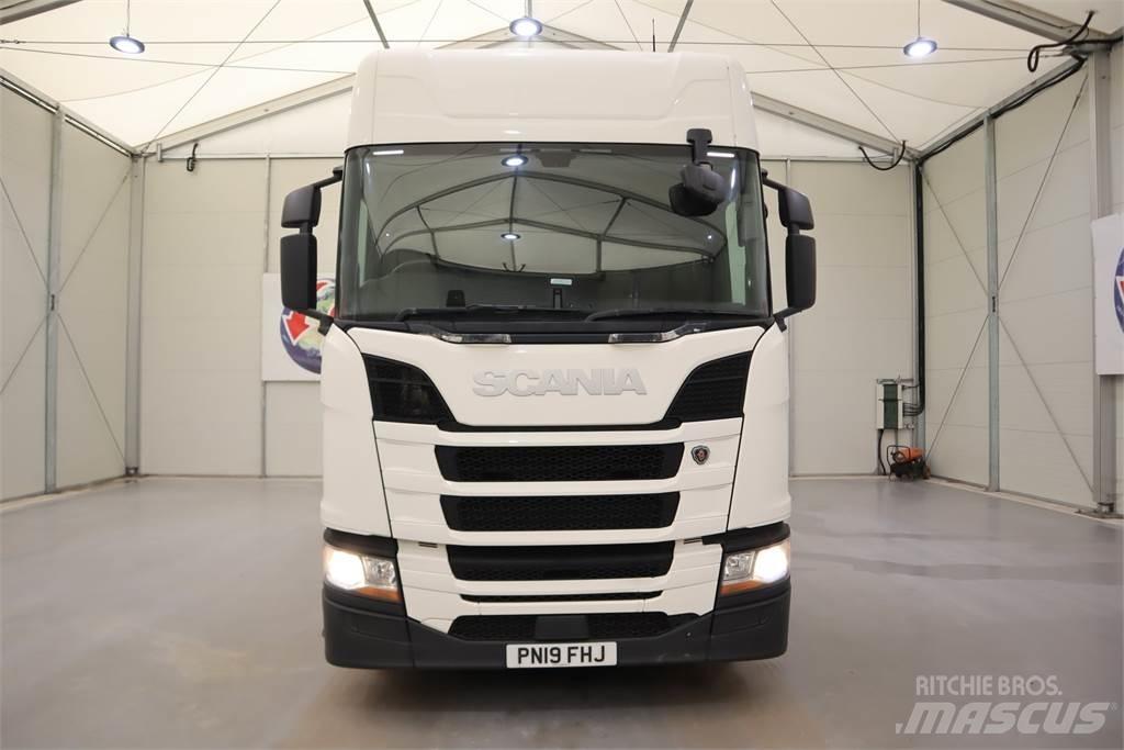 Scania R450 Vetopöytäautot