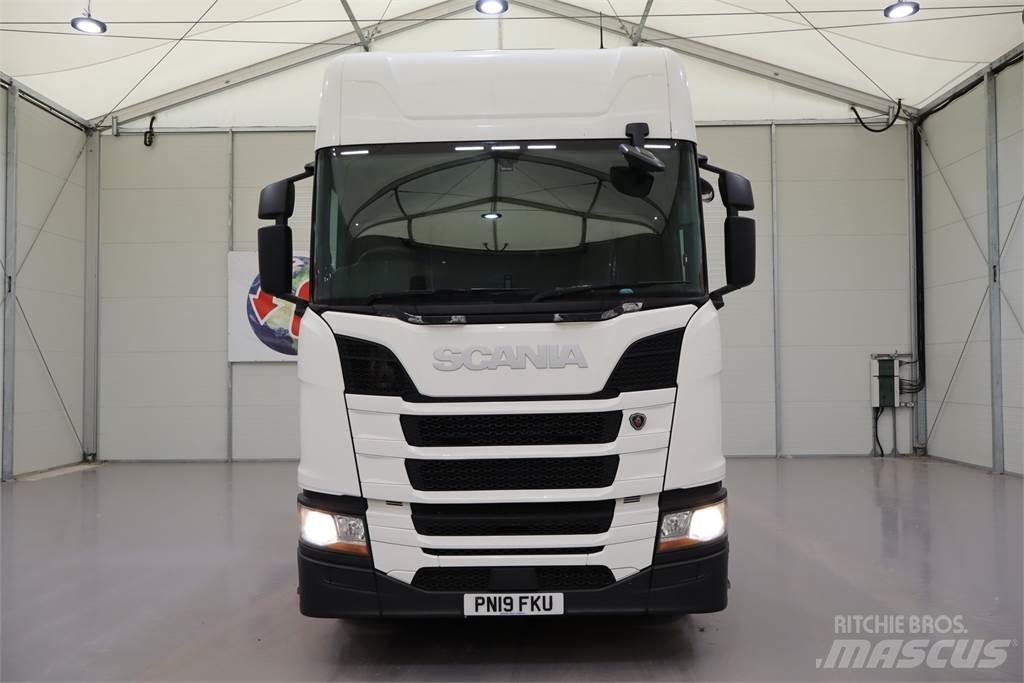 Scania R450 Vetopöytäautot