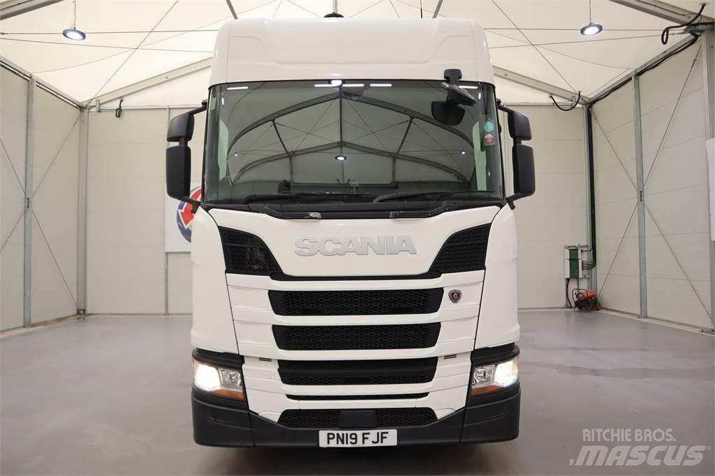 Scania R450 Vetopöytäautot