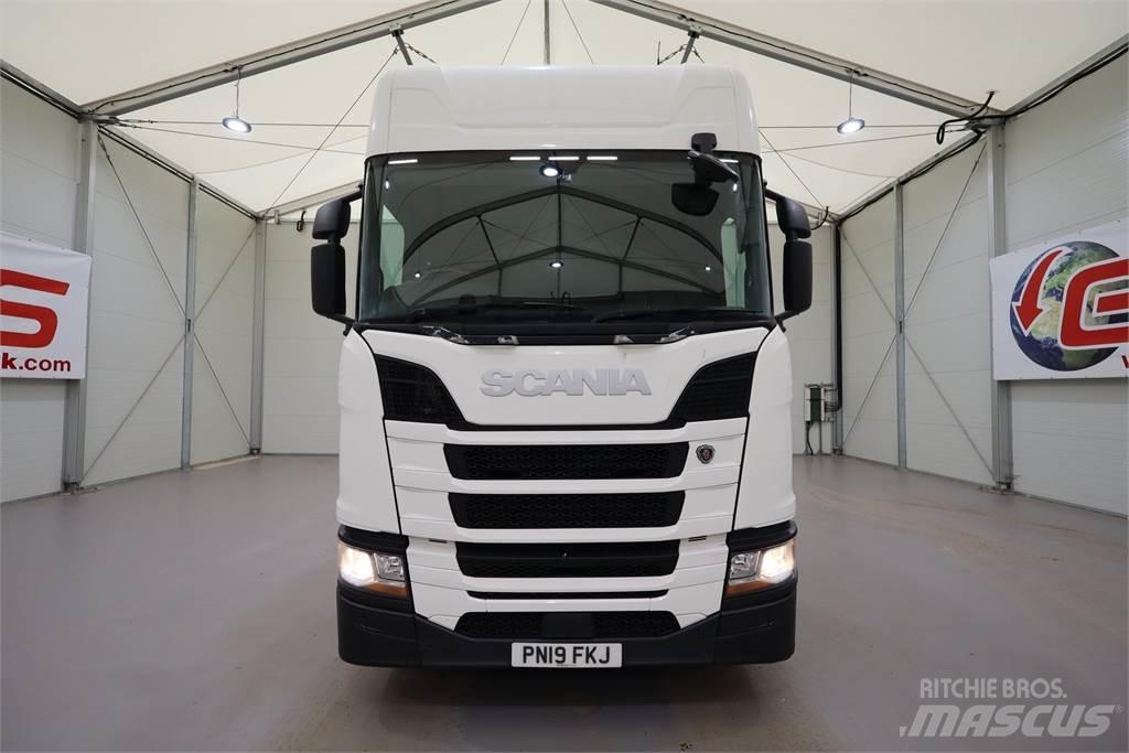 Scania R450 Vetopöytäautot